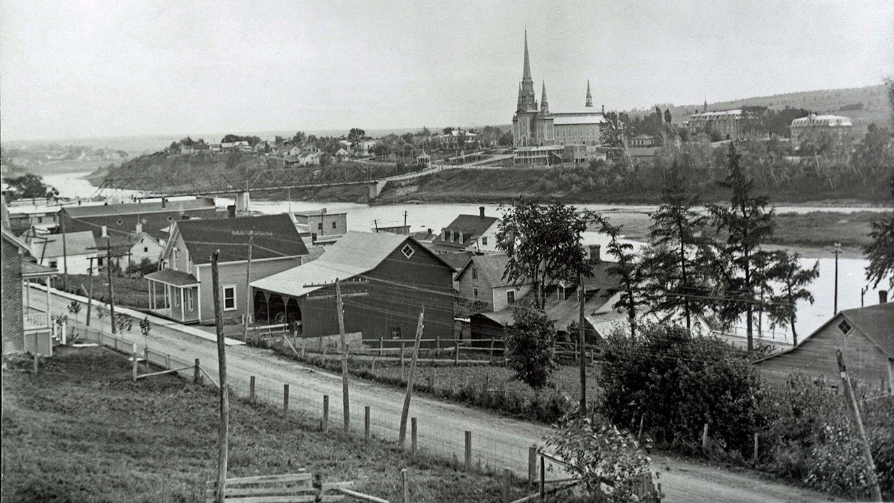 Vues de la ville de Saint-Georges à différentes époques