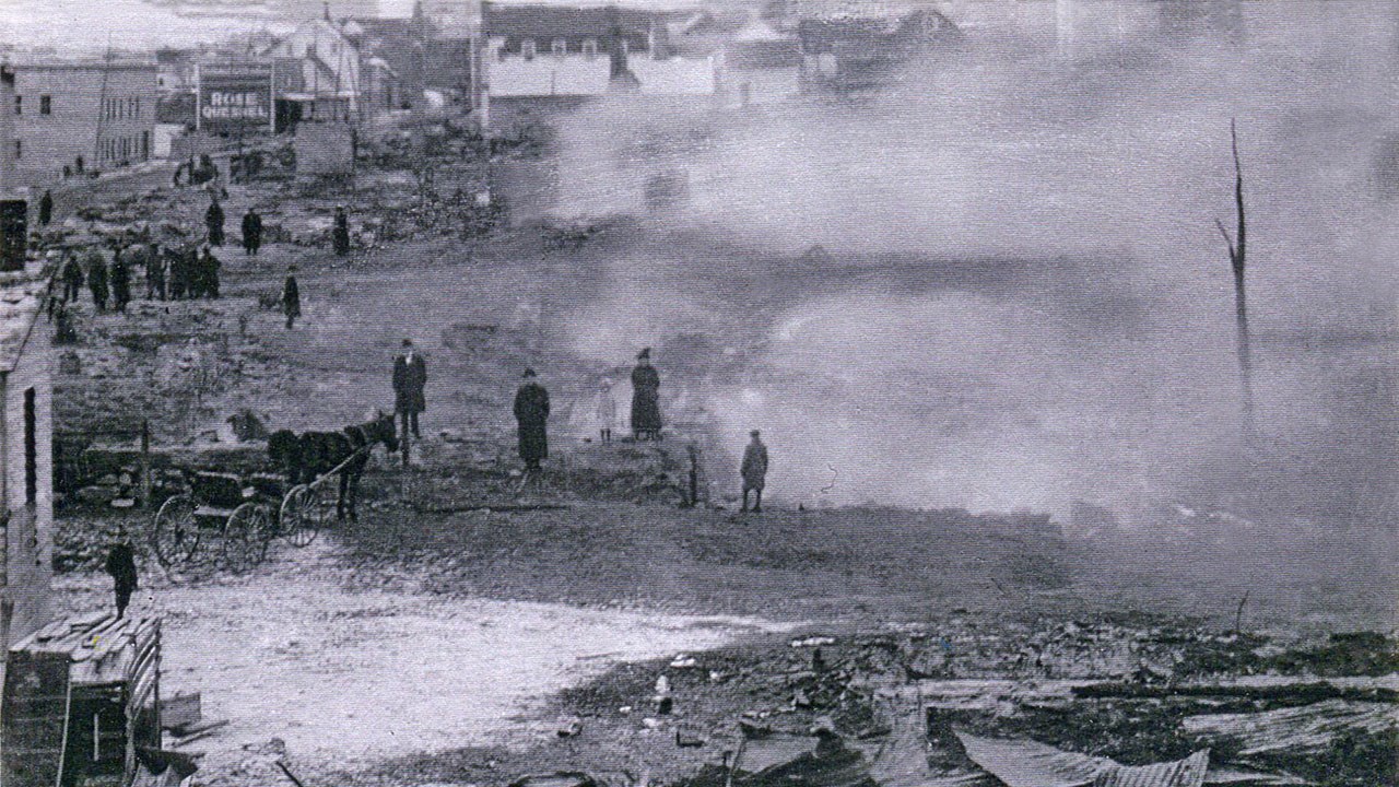 Le grand feu de 1915: avant, pendant et après