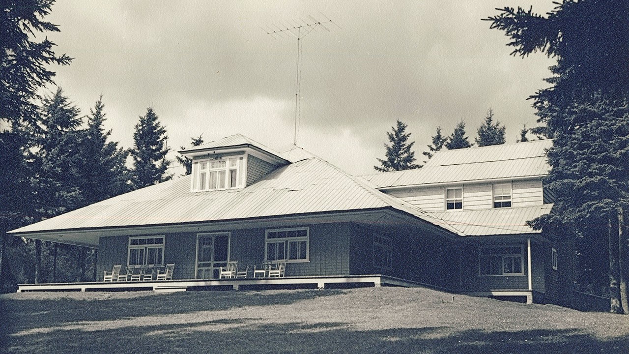 LA VILLA DES SAPINS DE LA 90e RUE