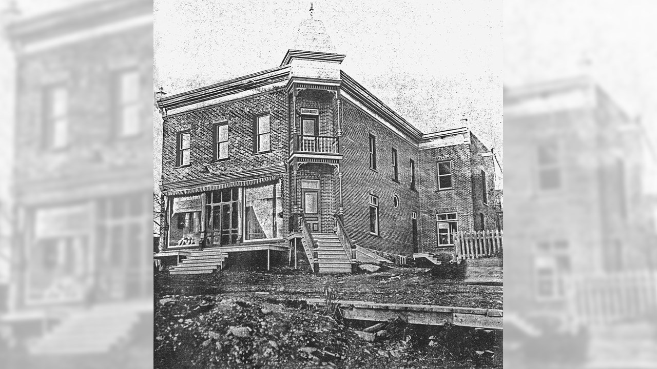 Les magasins de Thibaudeau et Frère d'il y a 100 ans
