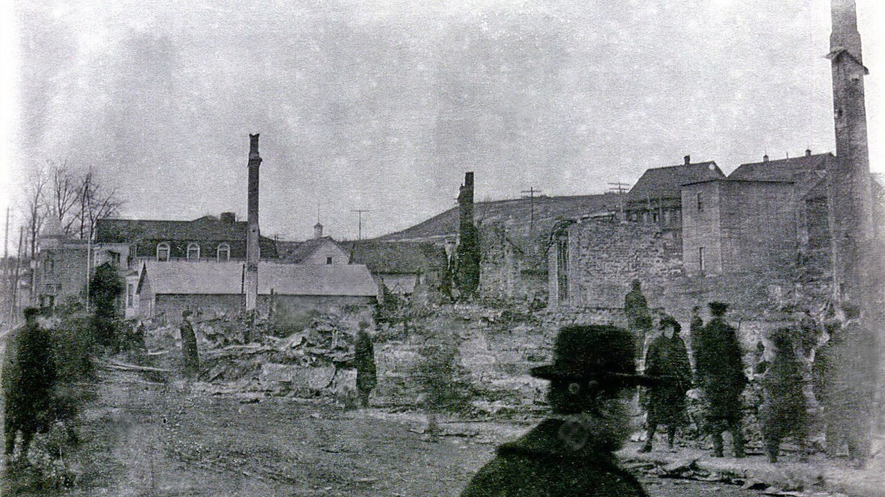 Le grand feu de 1915: avant, pendant et après
