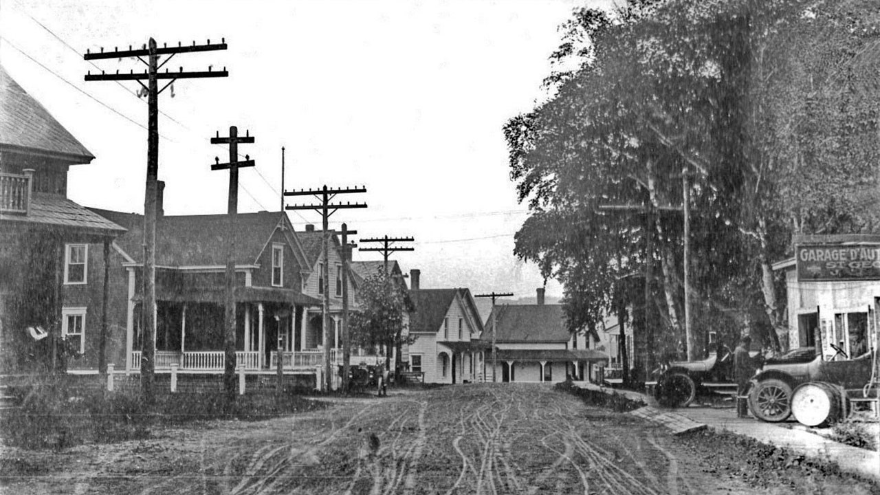 La rue Principale dans l'ouest il y a 100 ans