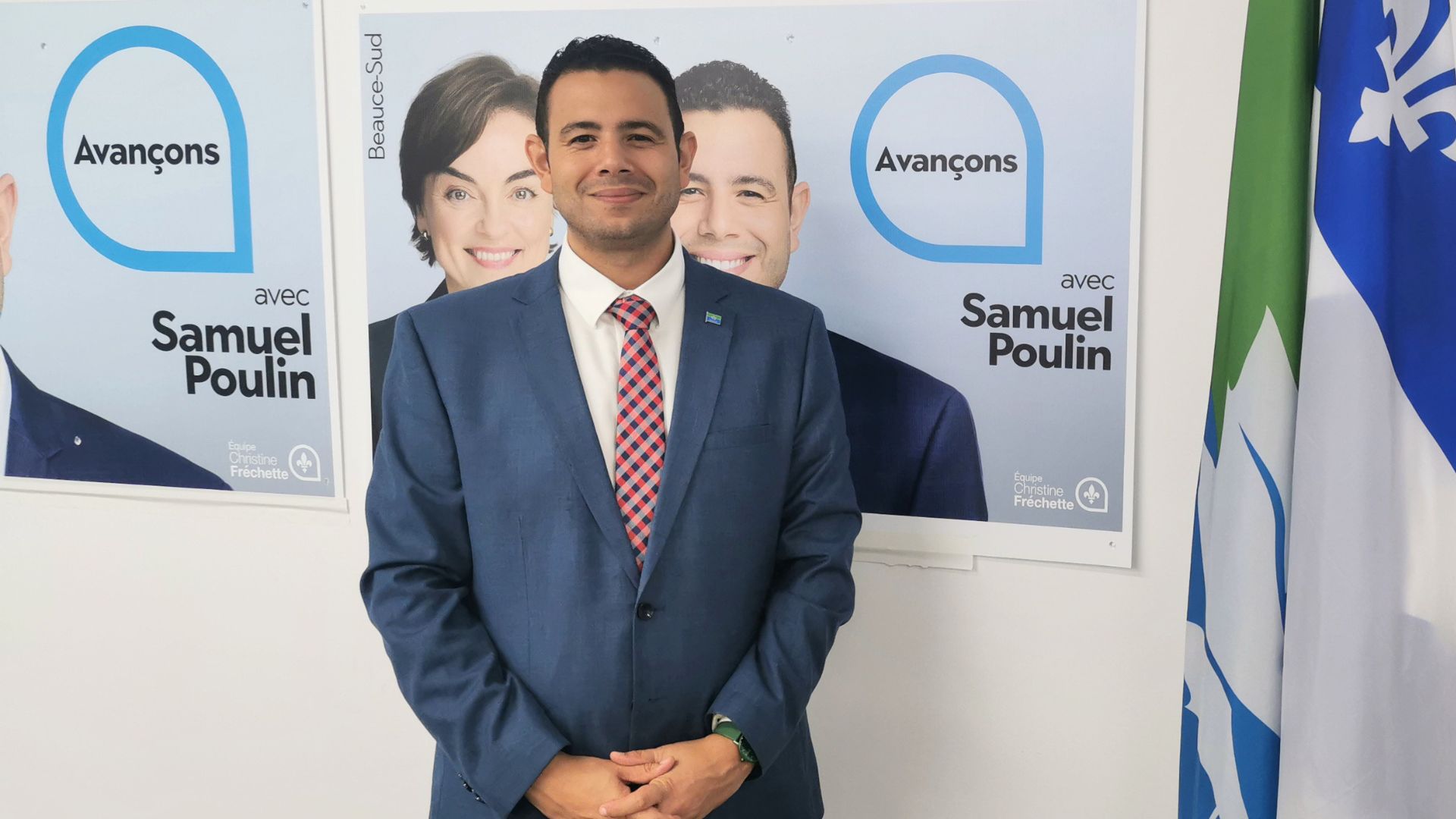 SAM SOURIRE