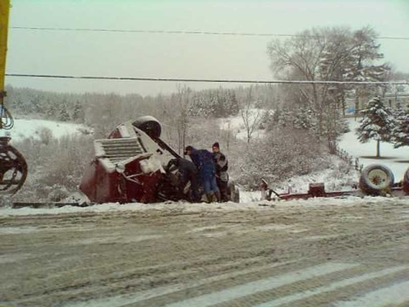 Camion renversé sur la 173