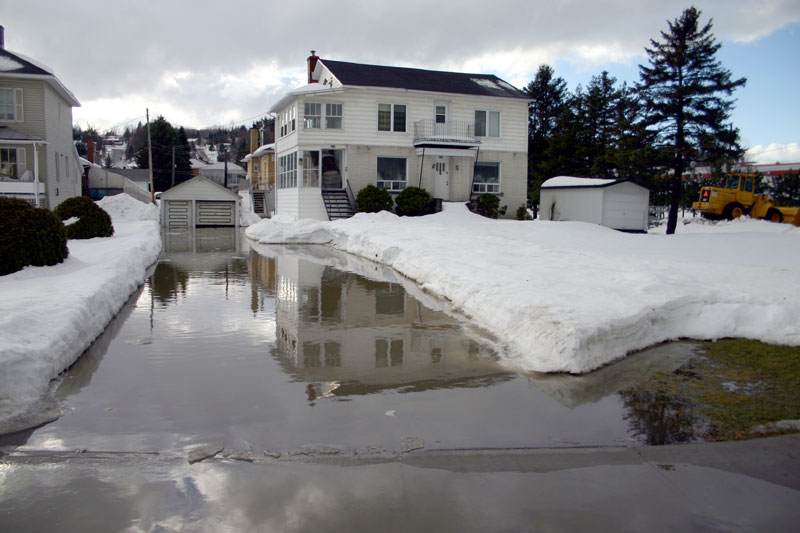 Retour au calme à Beauceville: le temps est au nettoyage