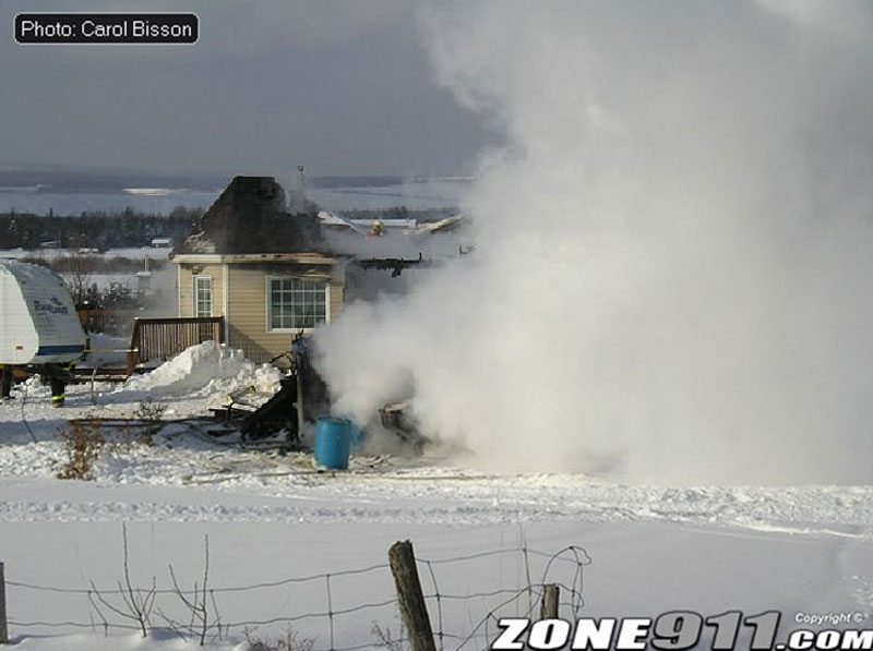 Une maison détruite par le feu à Saint-Jules