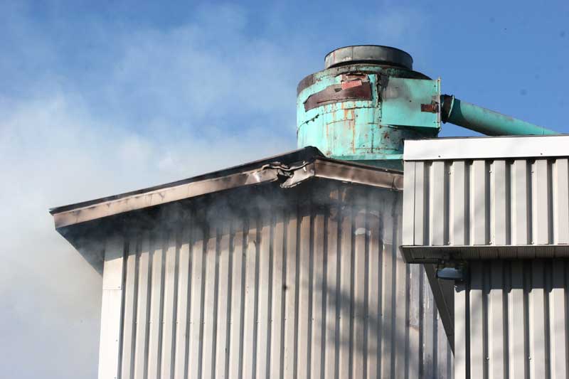 Le feu semble avoir pris naissance à cet endroit.