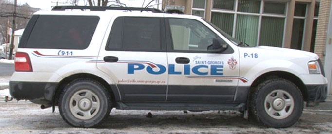 Individu épinglé pour vol à l'intérieur d'automobiles à Saint-Georges