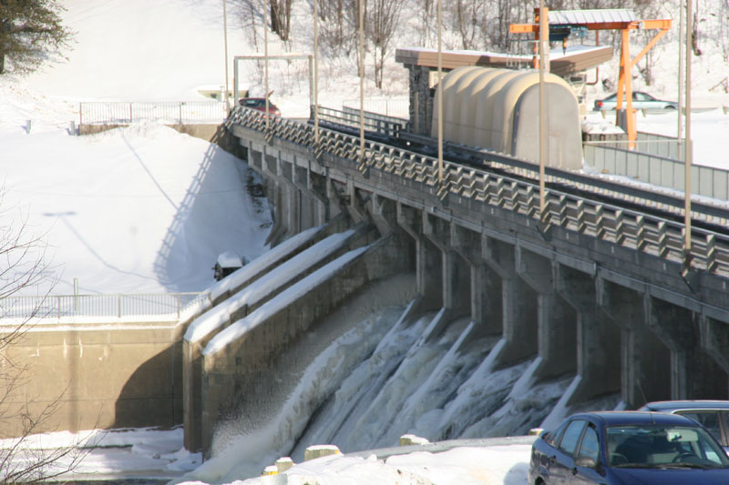 Fermeture temporaire de la voie de circulation sur le barrage Sartigan