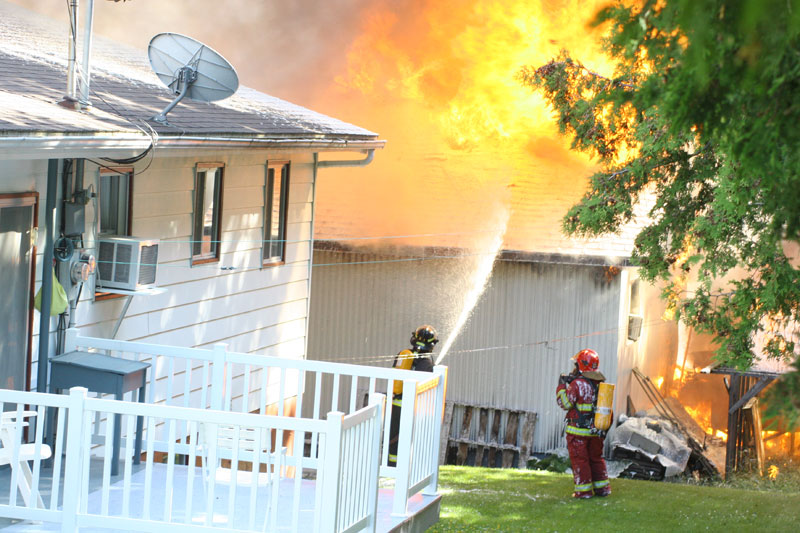 Des travaux dans un véhicule récréatif serait à l'origine de l'incendie de lundi à Saint-Georges