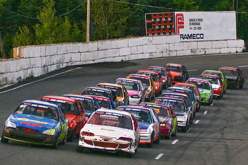 Un solde sport compacte à l’Autodrome