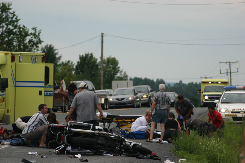 Un triste accident de moto fait deux blessés graves à Saint-Gédéon