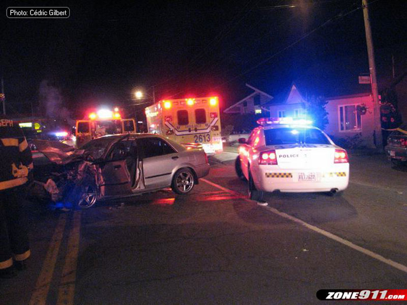Une collision frontale fait un blessé à Saint-Joseph