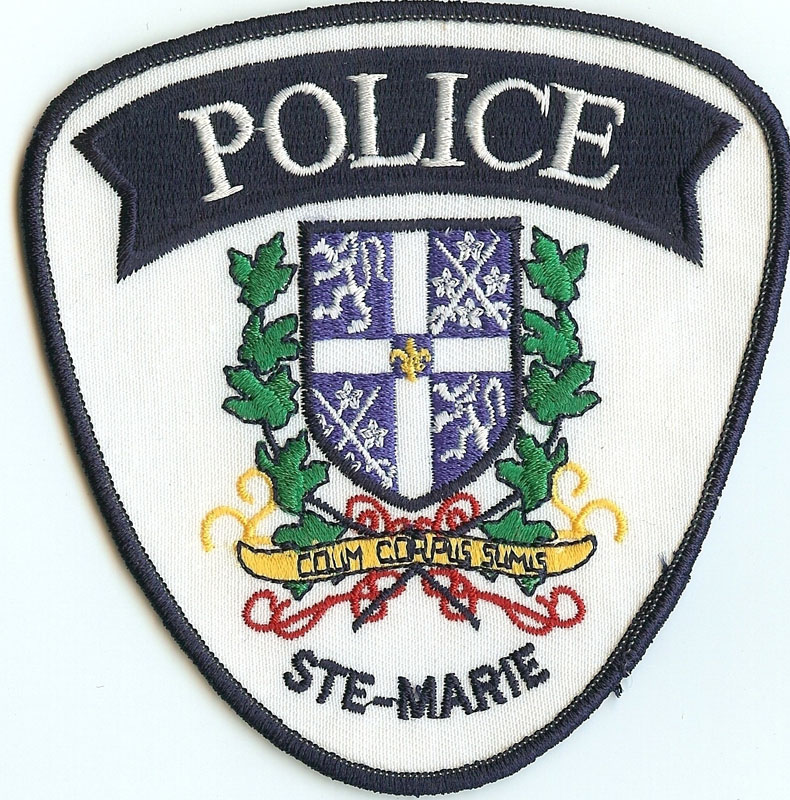 Sainte-Marie: Une Lévisienne sous l'effet de la drogue tente de soudoyer des policiers