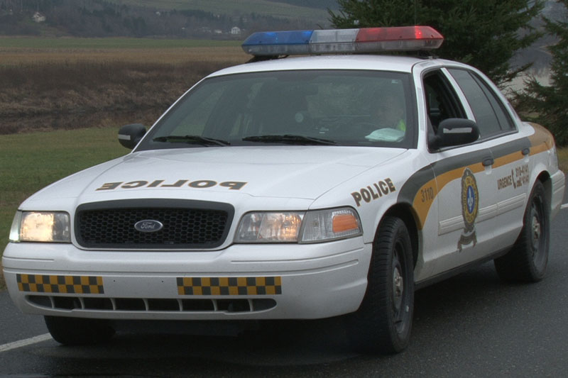 Vol d'un véhicule et accident à Saint-Gédéon