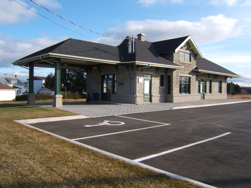Voici la gare renovee.