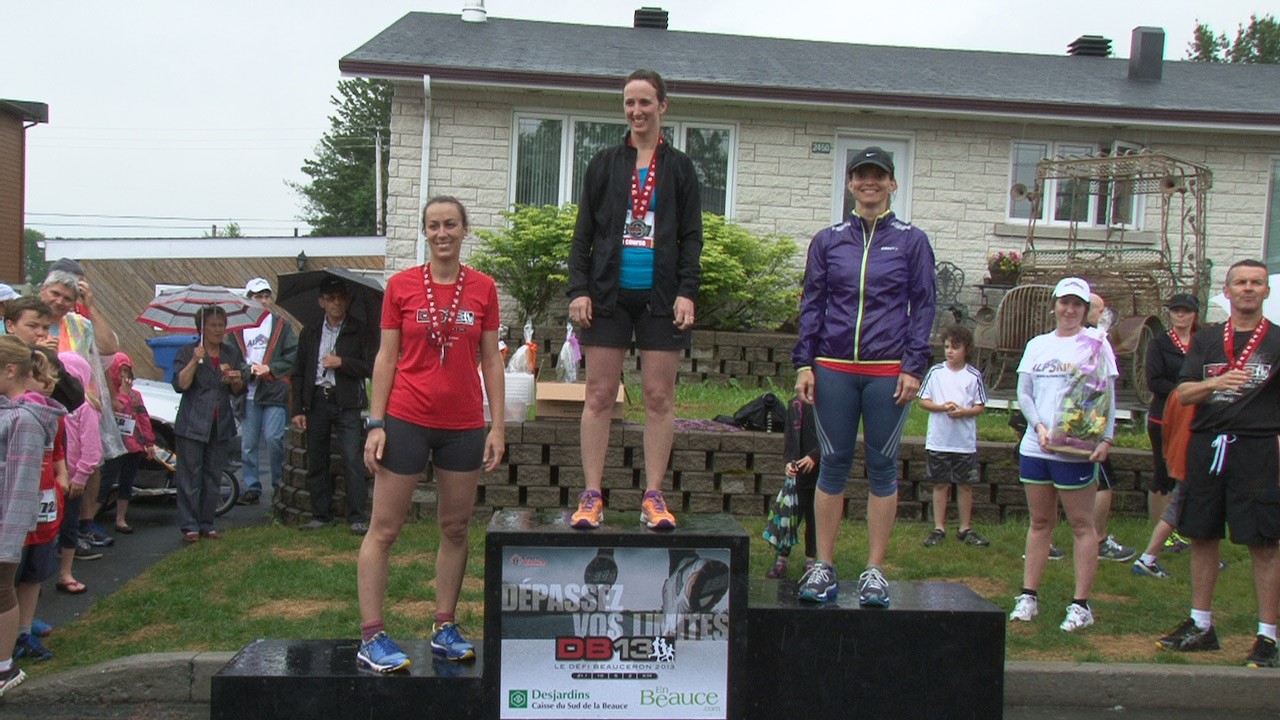 Les 3 premières places pour le 5 km course (Femmes): 3- Amélie Roussel-Canuel (St-Georges), 2- Marie-Claude Mercier (Thetford Mines), 1- Alexandra Genest (Laval)