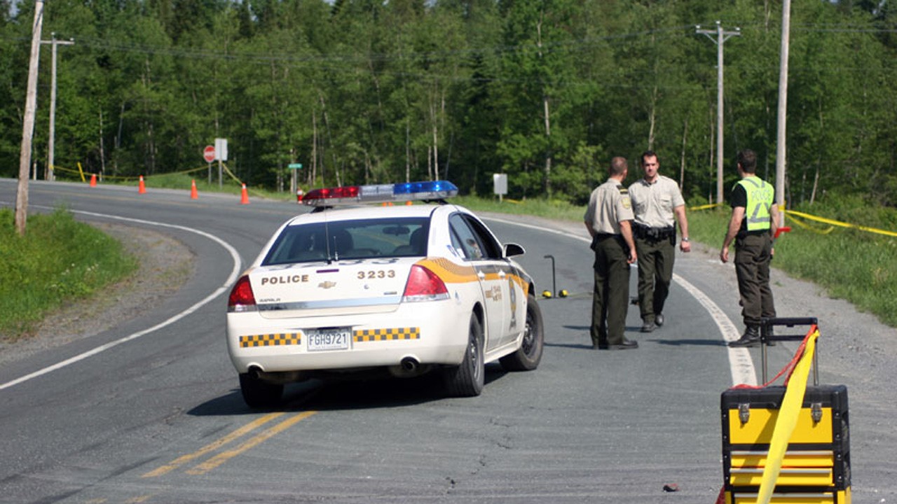 L’événement s’est déroulé en juin 2011, alors qu’il roulait à 130 km/h sur la route 275, à Sainte-Aurélie. Le jeune homme a perdu le contrôle de son véhicule mettant ainsi fin à la vie de Nadia Pruneau, 18 ans, et de Caroline Fournier, 17 ans.