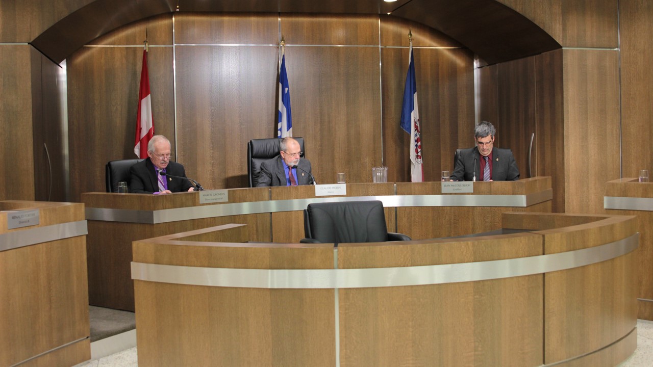 Le Conseil municipal a adopté ce lundi une résolution visant à octroyer une subvention de 11 411 $ au club de hockey COOL FM.