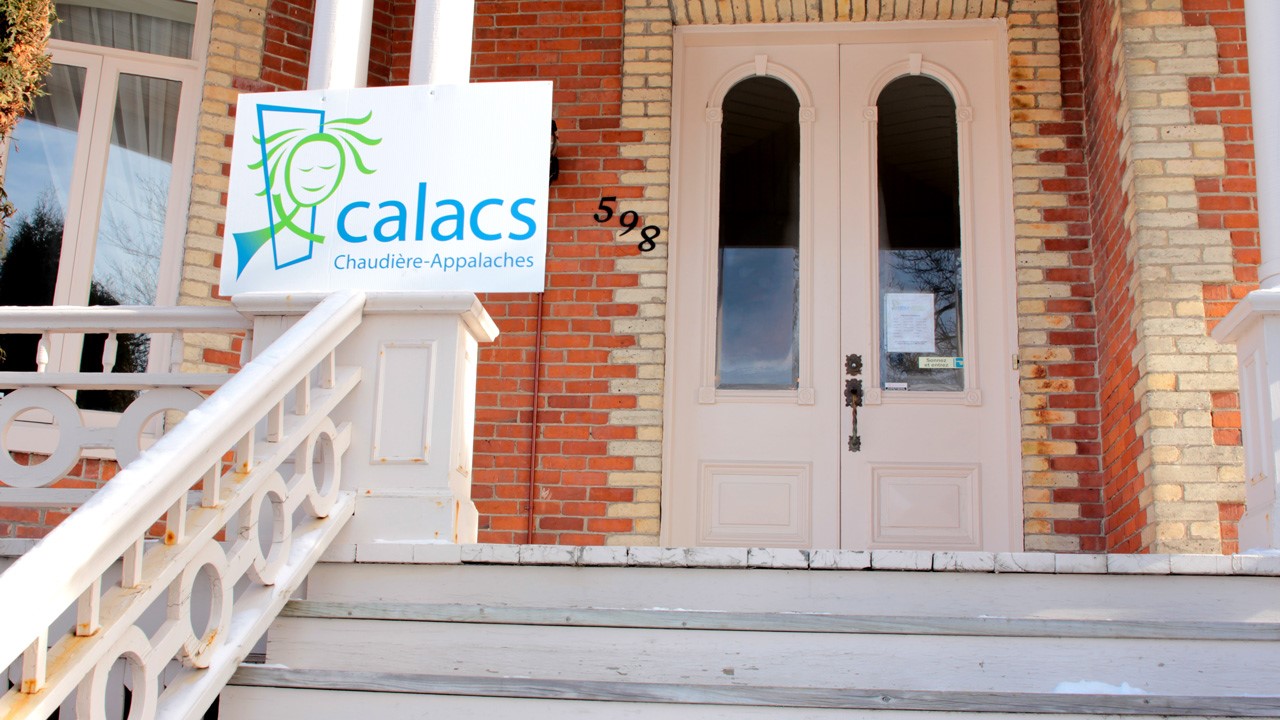 Le CALACS est situé au 598 boulevard Renault à Beauceville.