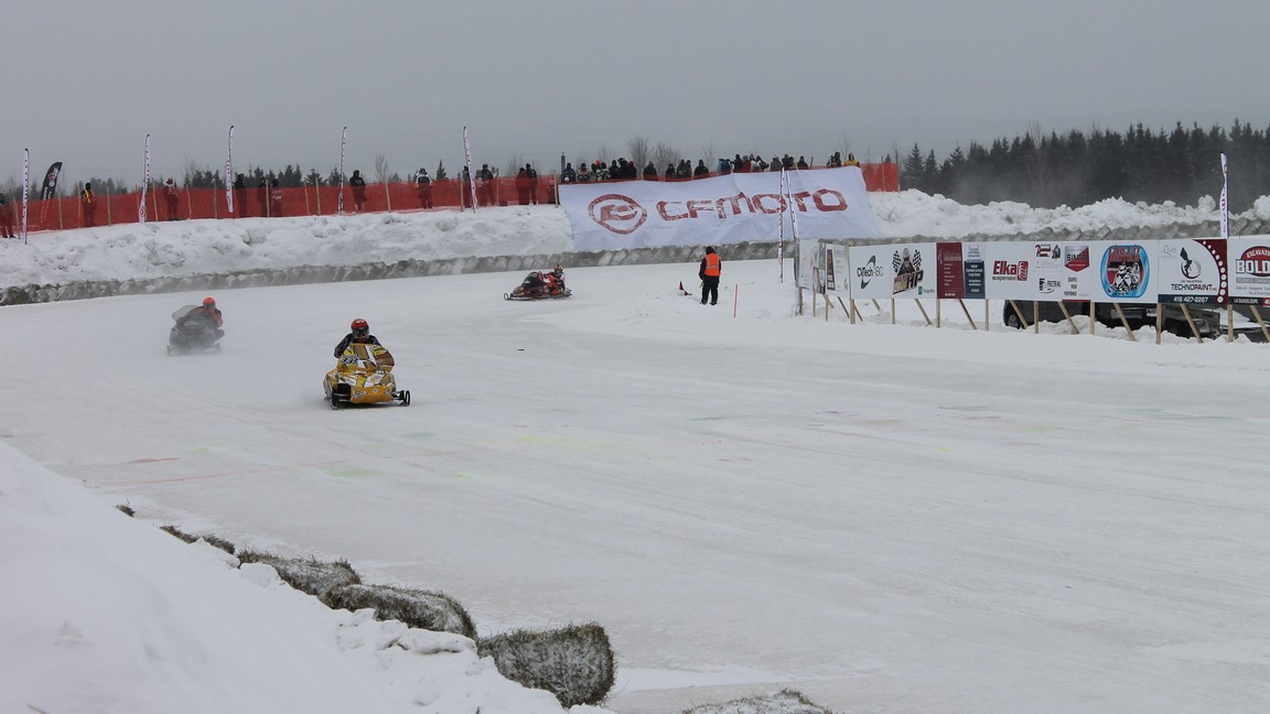 Le Grand Prix CFMOTO attire près d'un millier de spectateurs à St-Évariste-de-Forsyth