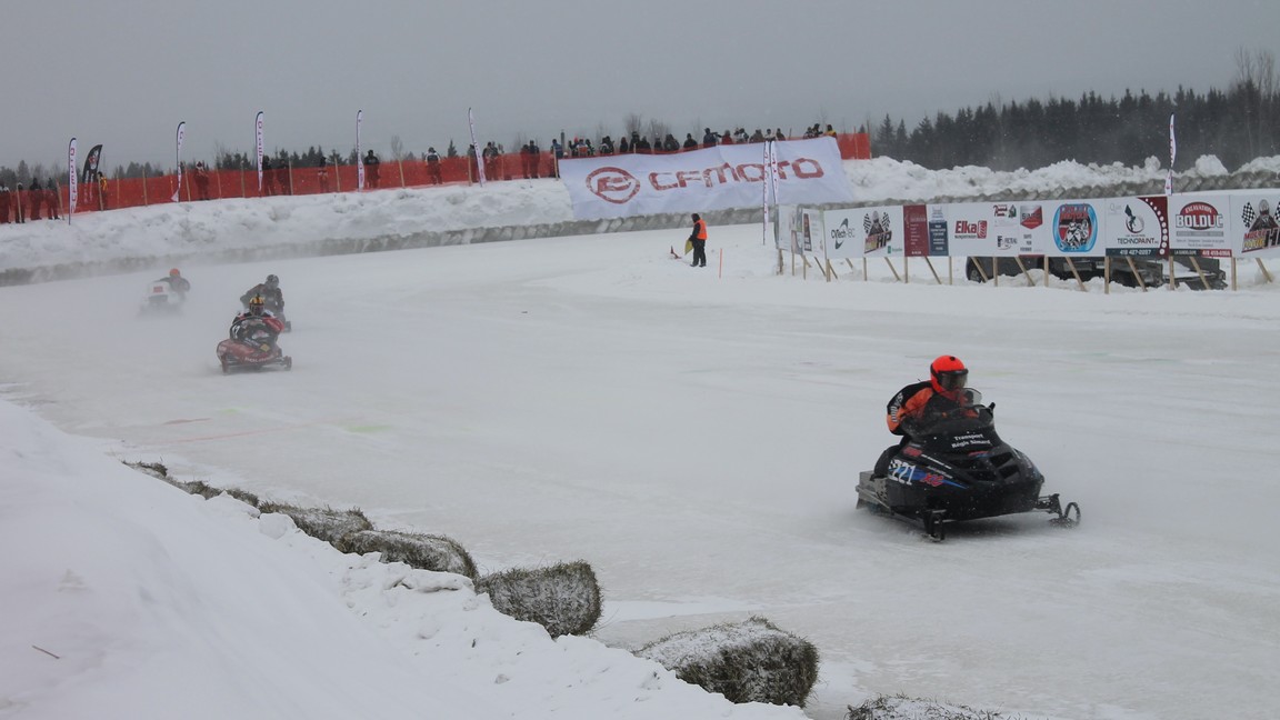 Le Grand Prix CFMOTO attire près d'un millier de spectateurs à St-Évariste-de-Forsyth