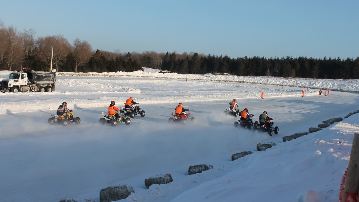 Jason Lavallée remporte le Grand Prix CFMOTO dans la catégorie « Pro Champ »
