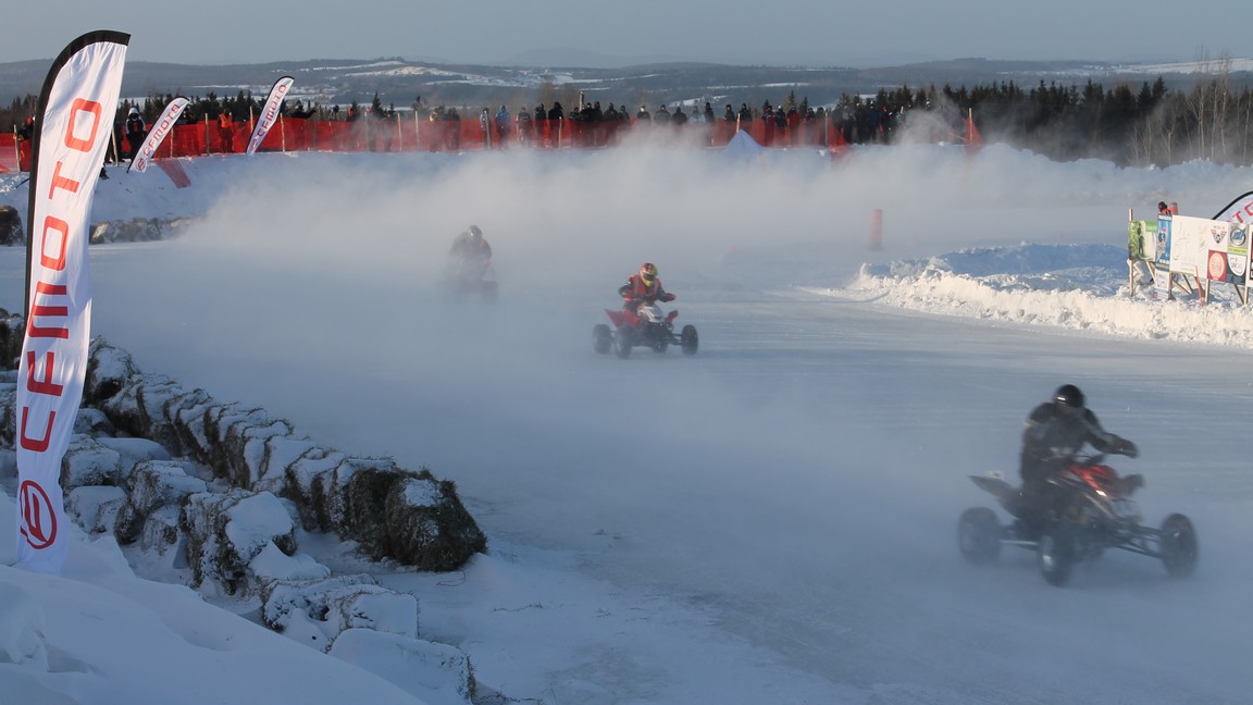 Jason Lavallée remporte le Grand Prix CFMOTO dans la catégorie « Pro Champ »