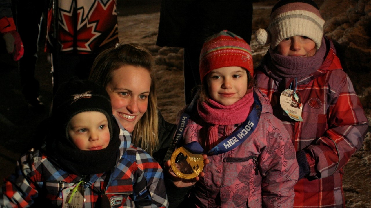 De très jeunes admirateurs de Poulin