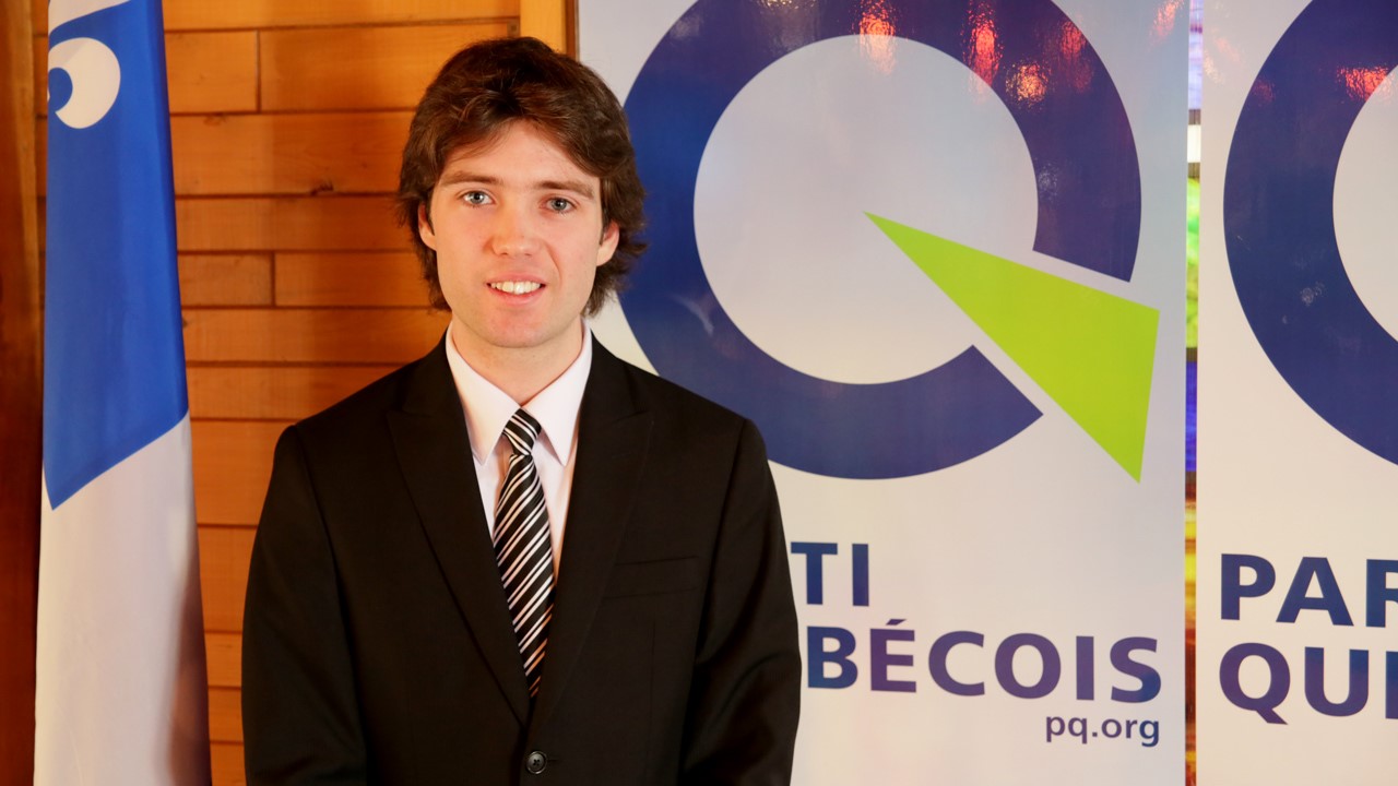 Alex Gagnon-Lacroix, 20 ans, représentera le PQ en Beauce lors des prochaines élections provinciales.