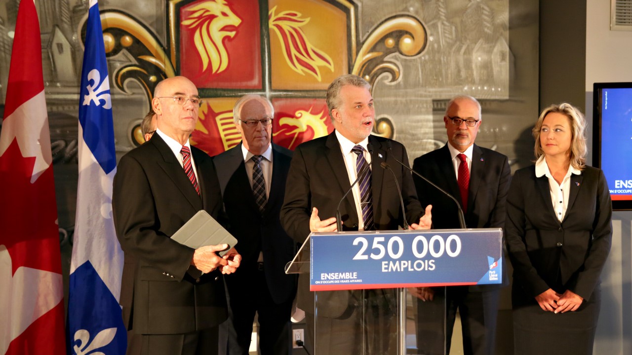 Lors d’une conférence qui se tenait à l’École d’entrepreneurship de Beauce, Philippe Couillard a annoncé cinq nouvelles mesures pour favoriser les PME.