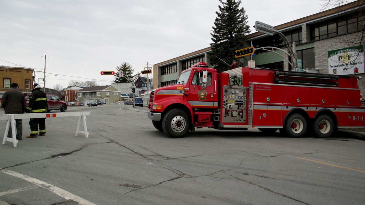Les services d'urgence effectuent la circulation à Beauceville.