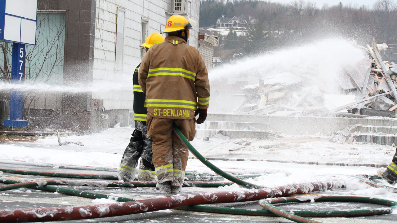 Le restaurant Joannina de Beauceville détruit par les flammes