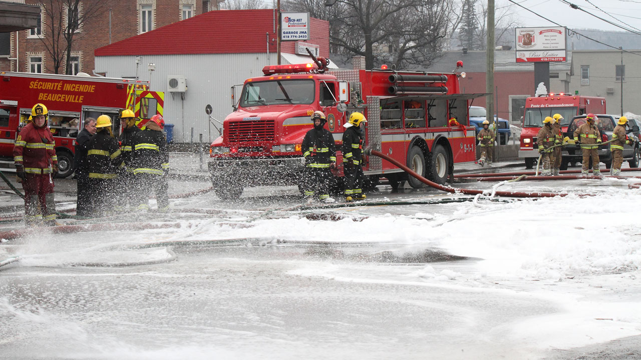 Le restaurant Joannina de Beauceville détruit par les flammes