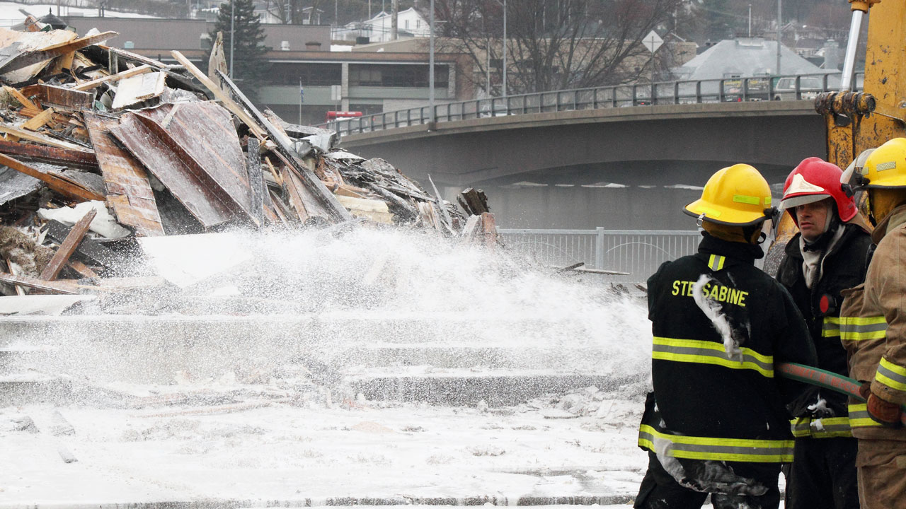 Le restaurant Joannina de Beauceville détruit par les flammes