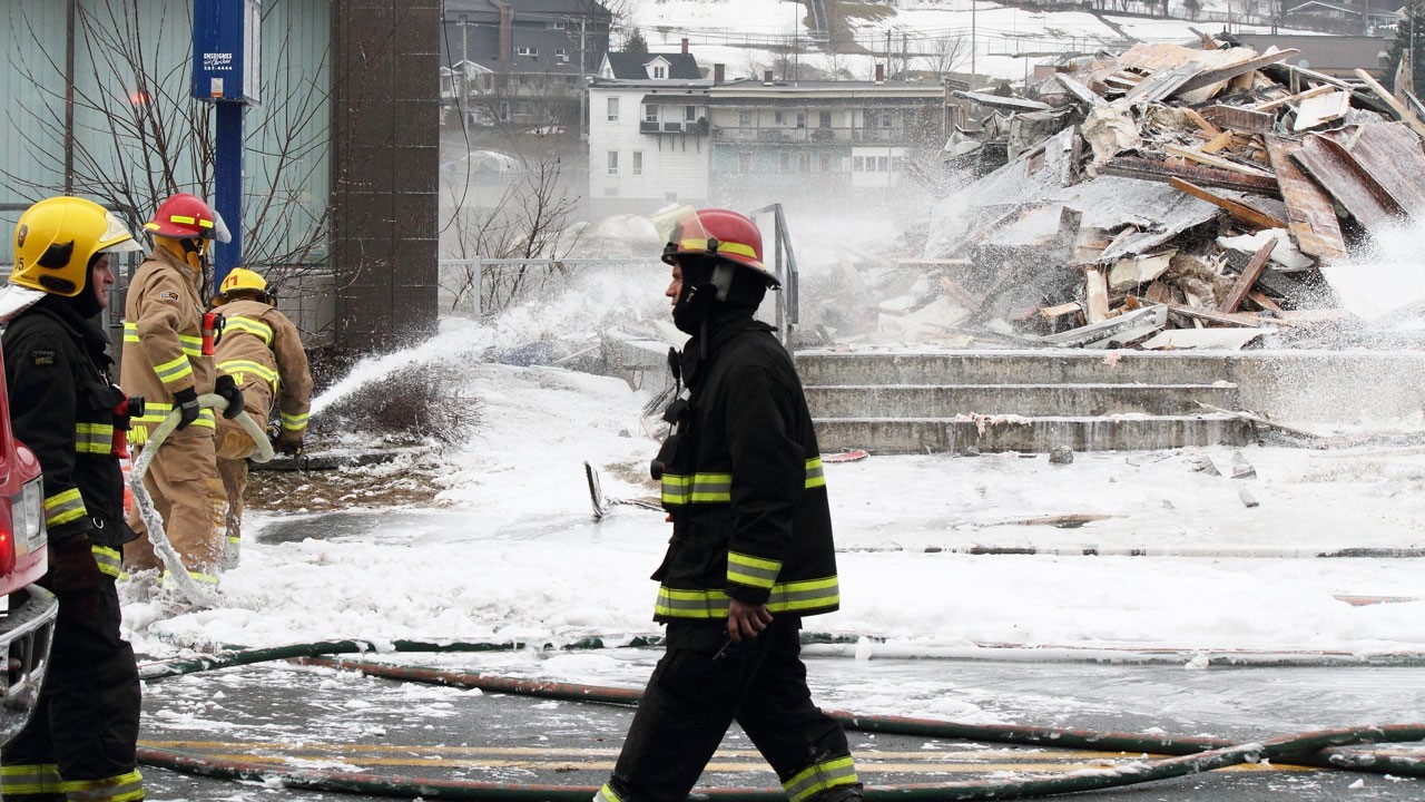 Le restaurant Joannina de Beauceville détruit par les flammes