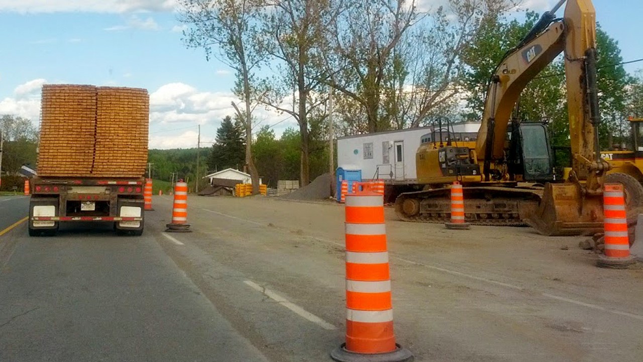 Des travaux de réaménagement ont présentement cours sur la route du Président-Kennedy (Route 173).