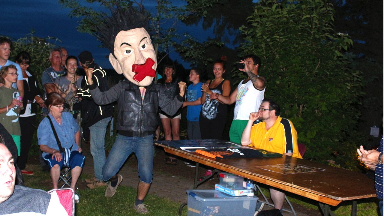 Des lutteurs de la « North Shore Pro Wrestling » se sont donné rendez-vous à la Place du Château le 12 juillet dernier dans le cadre de Santa Maria 1, le premier « SUPER » Gala de Lutte extérieur.