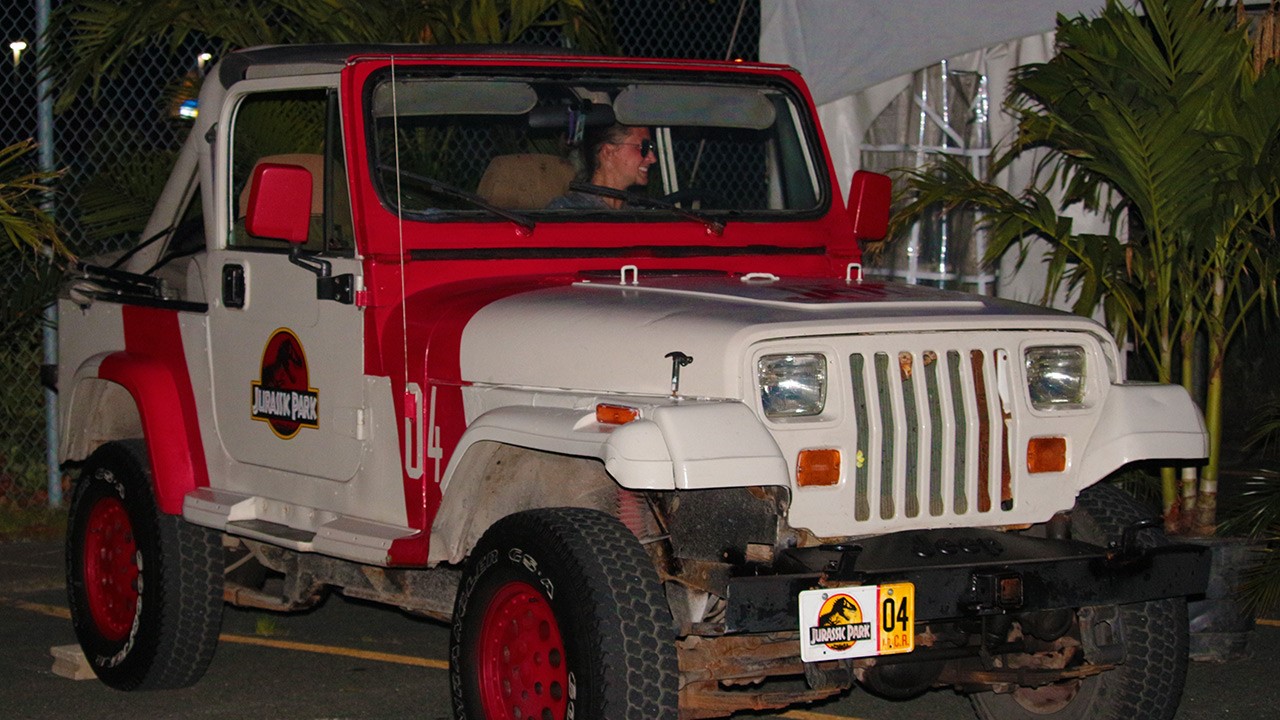Les gens ont pu voir une réplique du Jeep numéro 4 de Jurassic Park. Il s’agit du seul modèle au Québec. Deux autres répliques comme celle-ci existent ailleurs au Canada.
