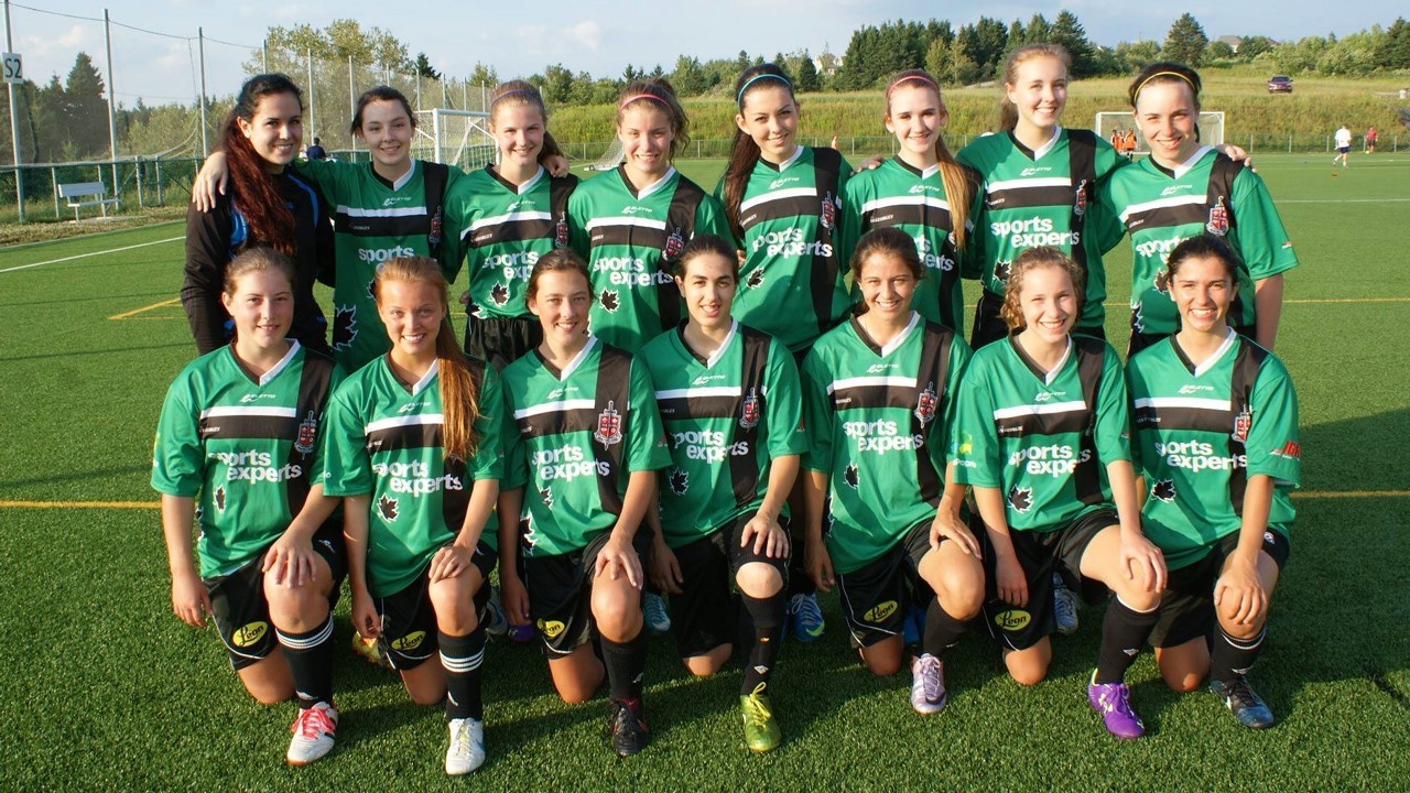 L'équipe U17F-A connait une excellente saison avec une moyenne supérieure à 4 buts par match.