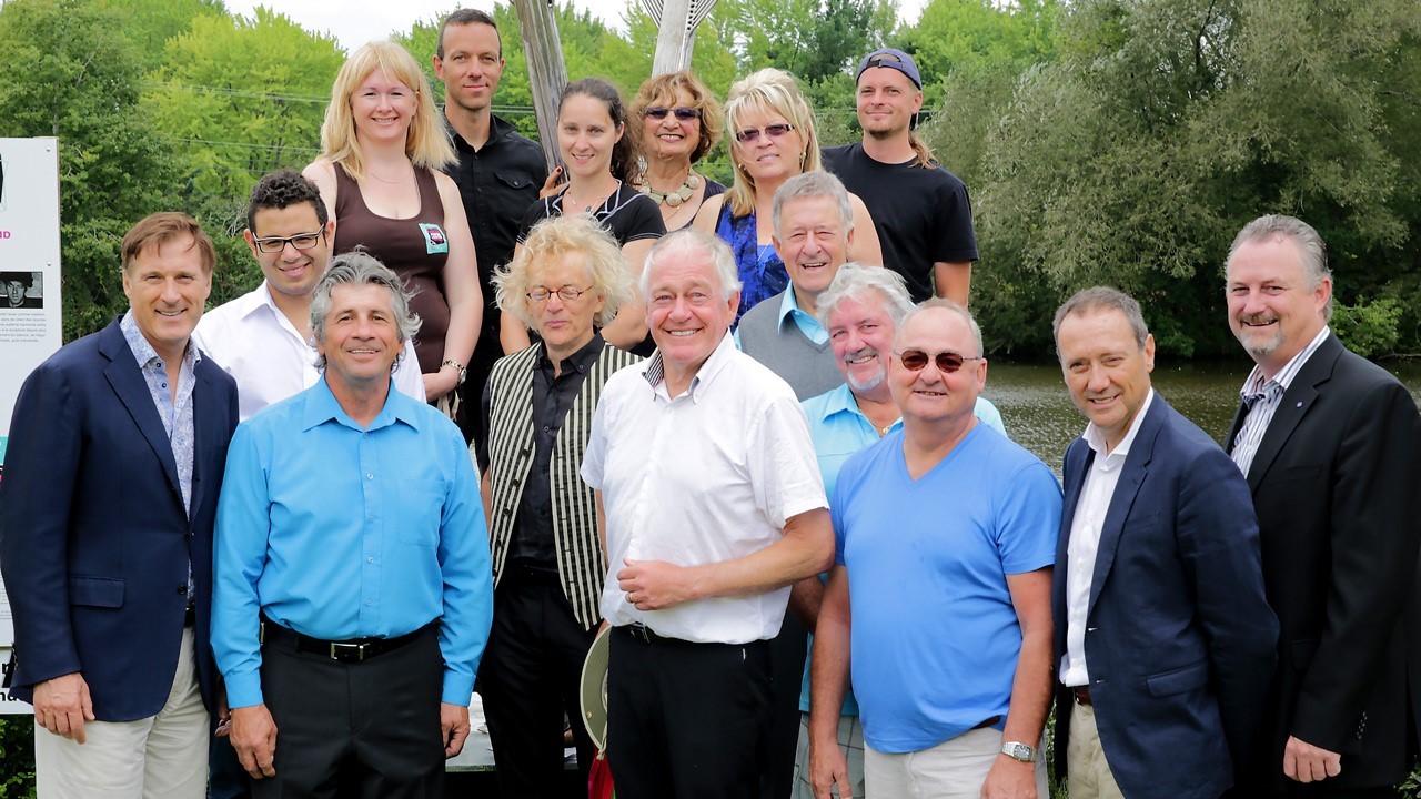 L'organisation de Beauce Art en compagnie de partenaires de l'événement.