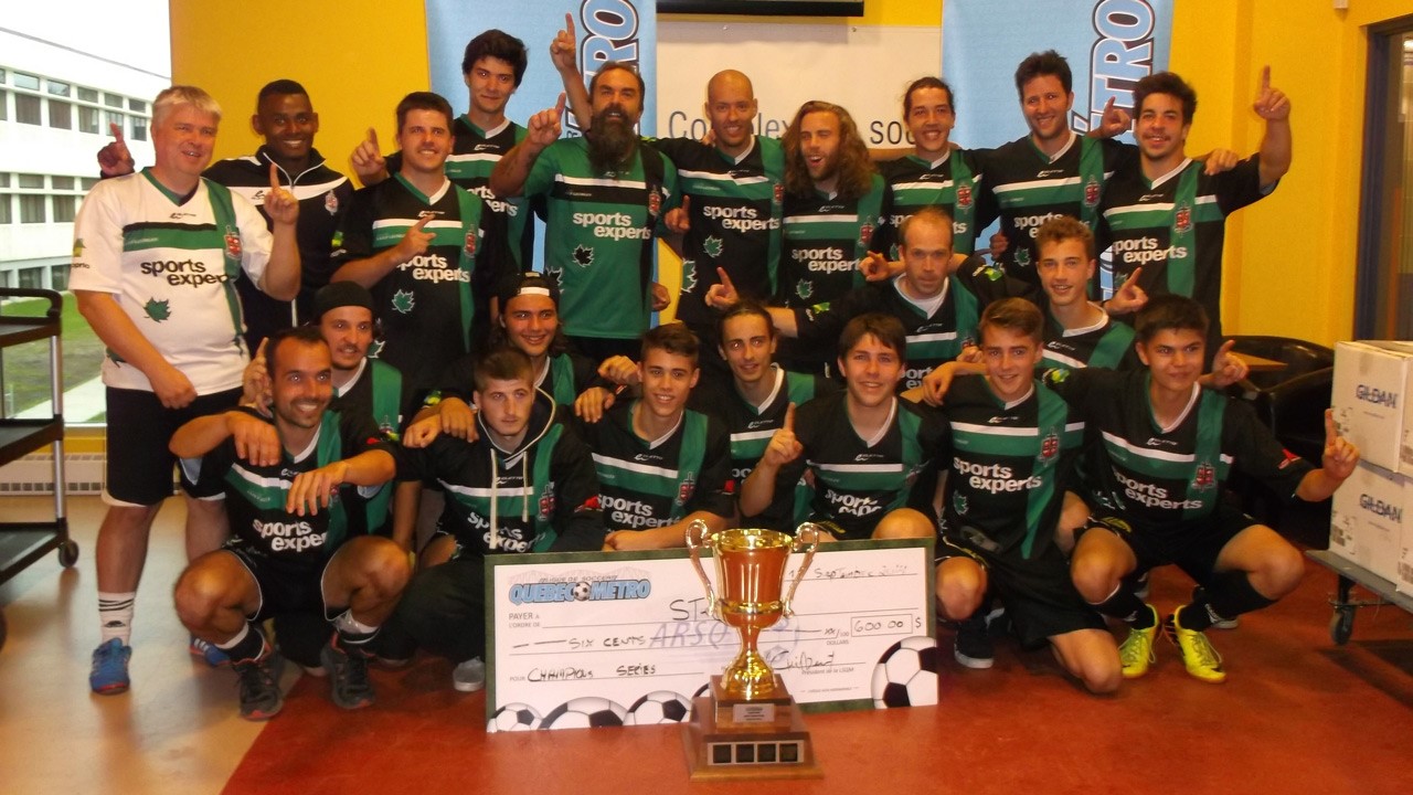 L’équipe de soccer l’Ascalon Senior A Masculin remporte la finale