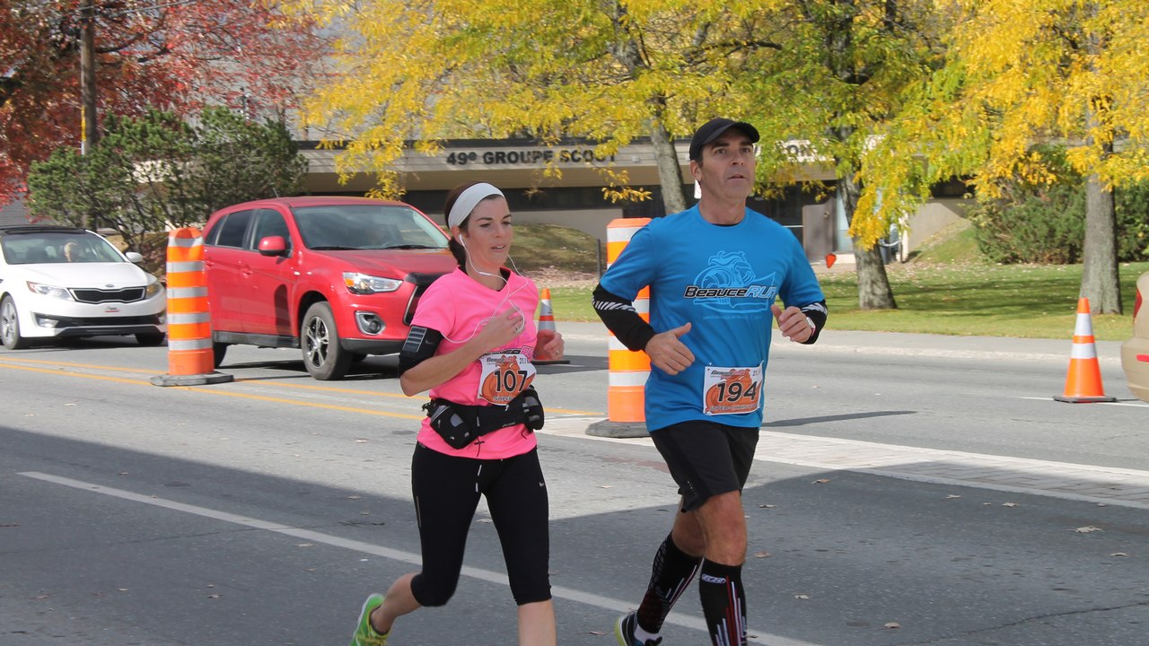 Rémy Guérin et Ann-Gabrielle Carette remportent le marathon de la Beaucerun