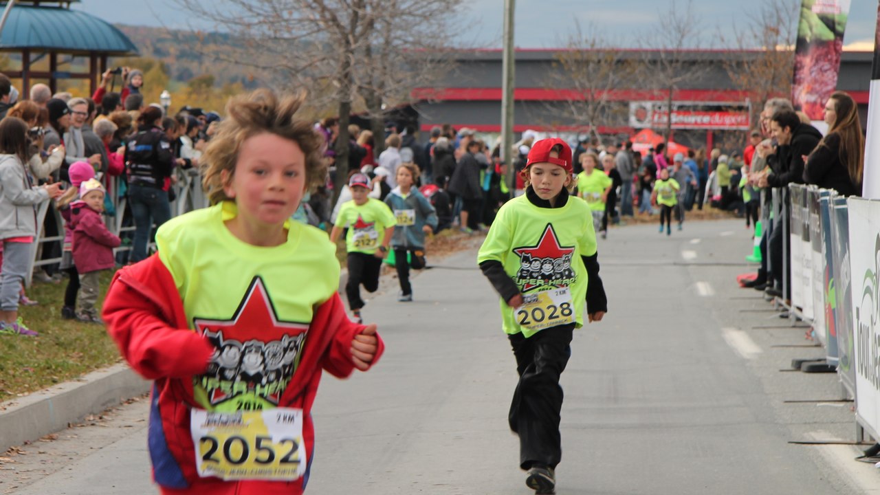 Rémy Guérin et Ann-Gabrielle Carette remportent le marathon de la Beaucerun