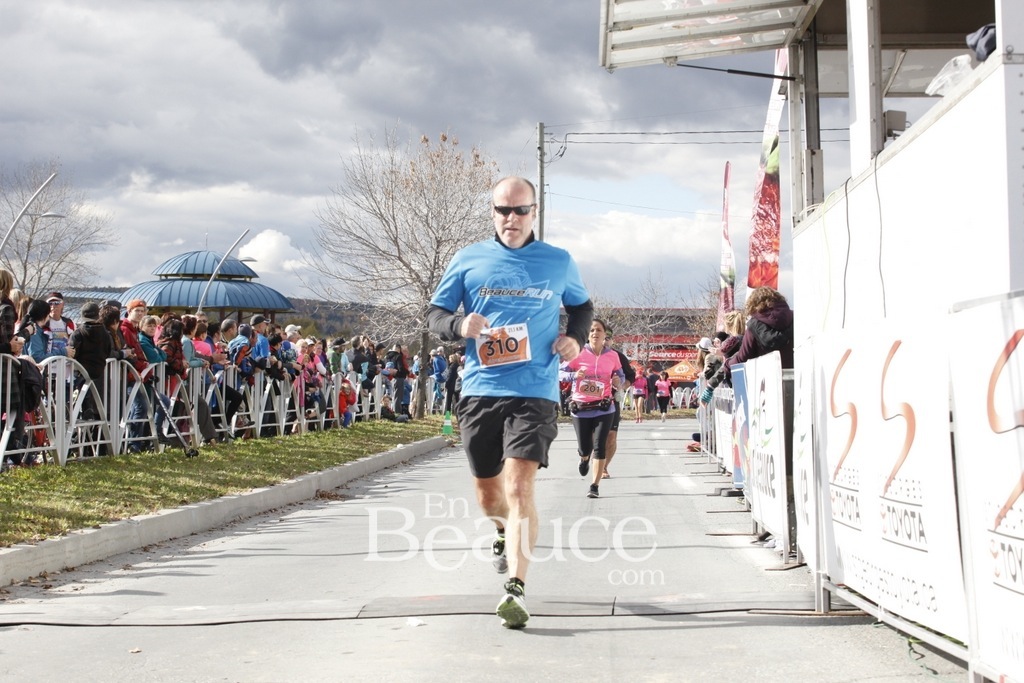 Photoreportage la Beaucerun 2014: L'arrivée en 525 clichés