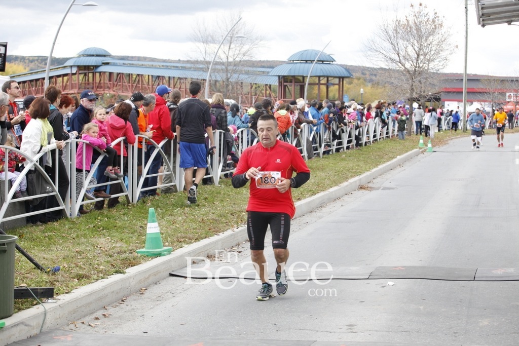 Photoreportage la Beaucerun 2014: L'arrivée en 525 clichés