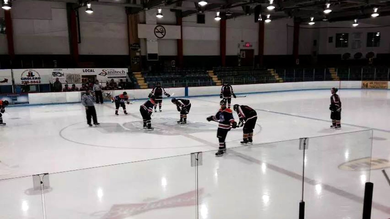 Le Komutel de Saint-Georges écrase son adversaire 8-3 à sa première partie de la saison