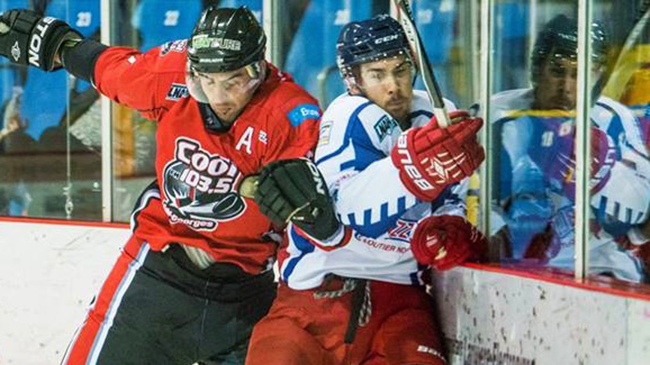 Les deux jeunes clubs, qui se sont affrontés pour la première fois cette saison le 3 octobre dernier, avaient offert aux partisans du hockey rapide et de grande qualité.