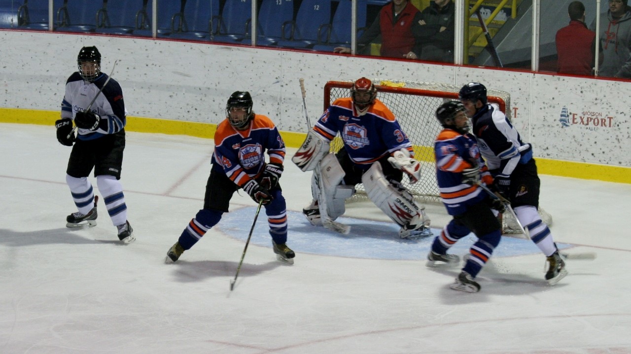 Le Komutel de Saint-Georges l'emporte 3-2 en prolongation sur l'Hotel National de Saint-Joseph