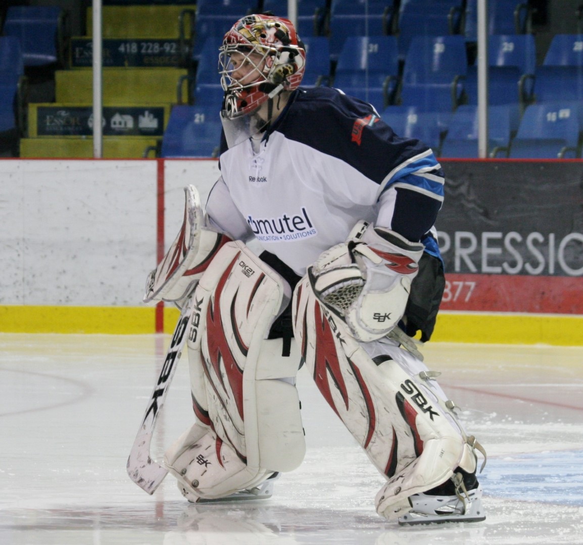 Le Komutel de Saint-Georges l'emporte 3-2 en prolongation sur l'Hotel National de Saint-Joseph